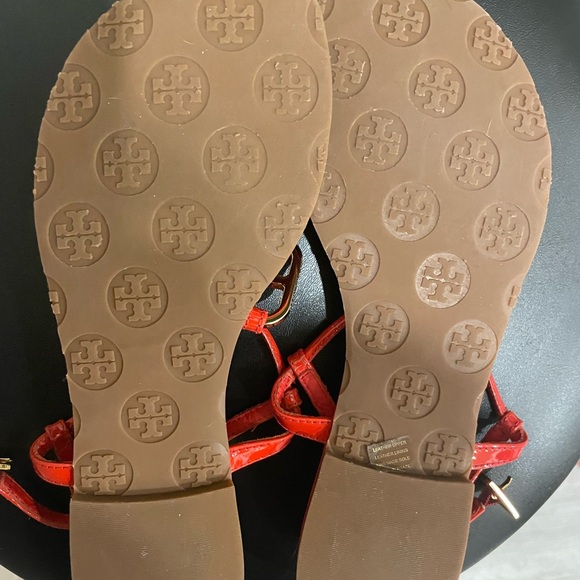 Tory Burch NIB red sandals 6.5 - Picture 6 of 6
